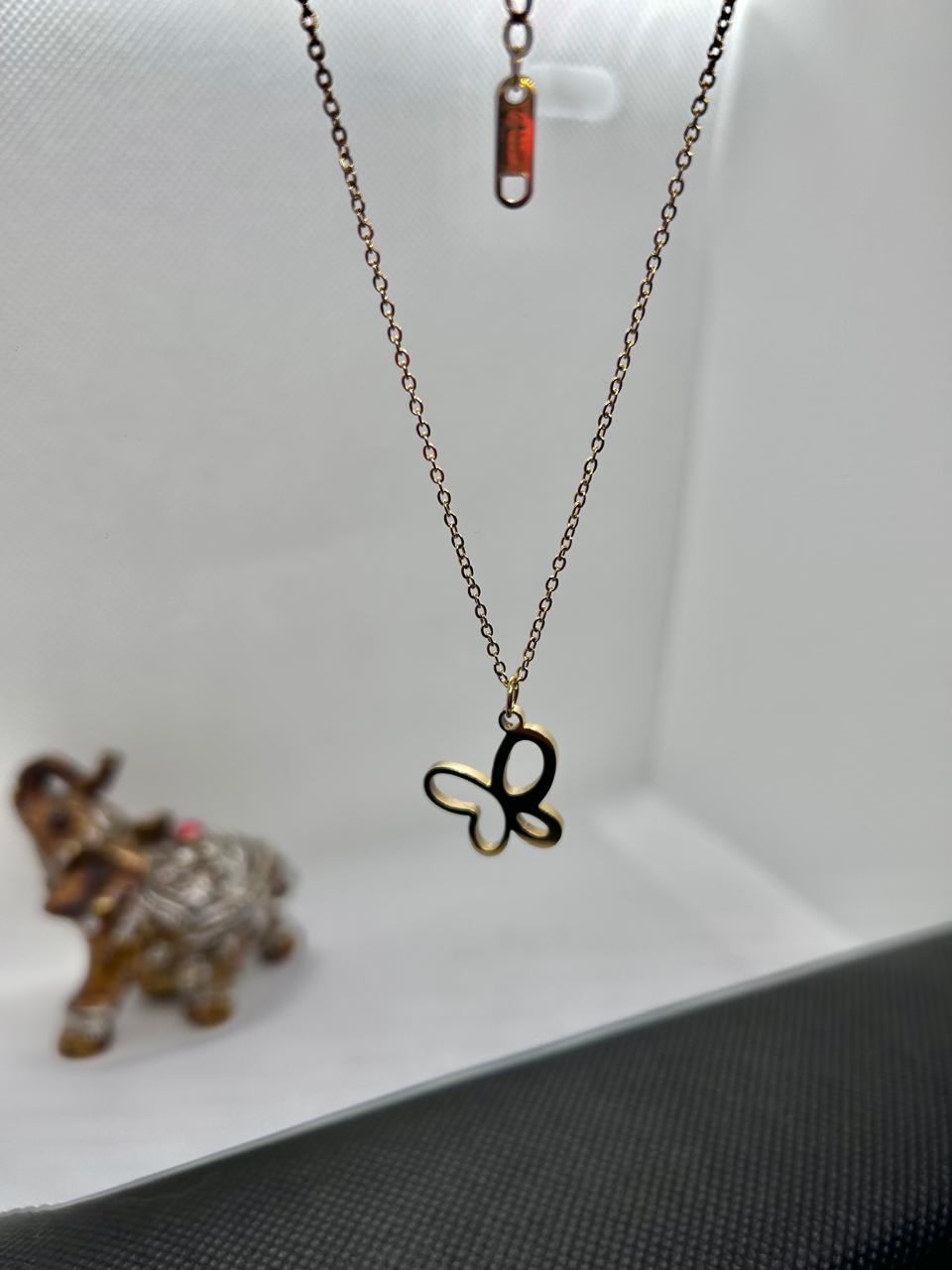 Cadena Mariposa Mujer - NEBU