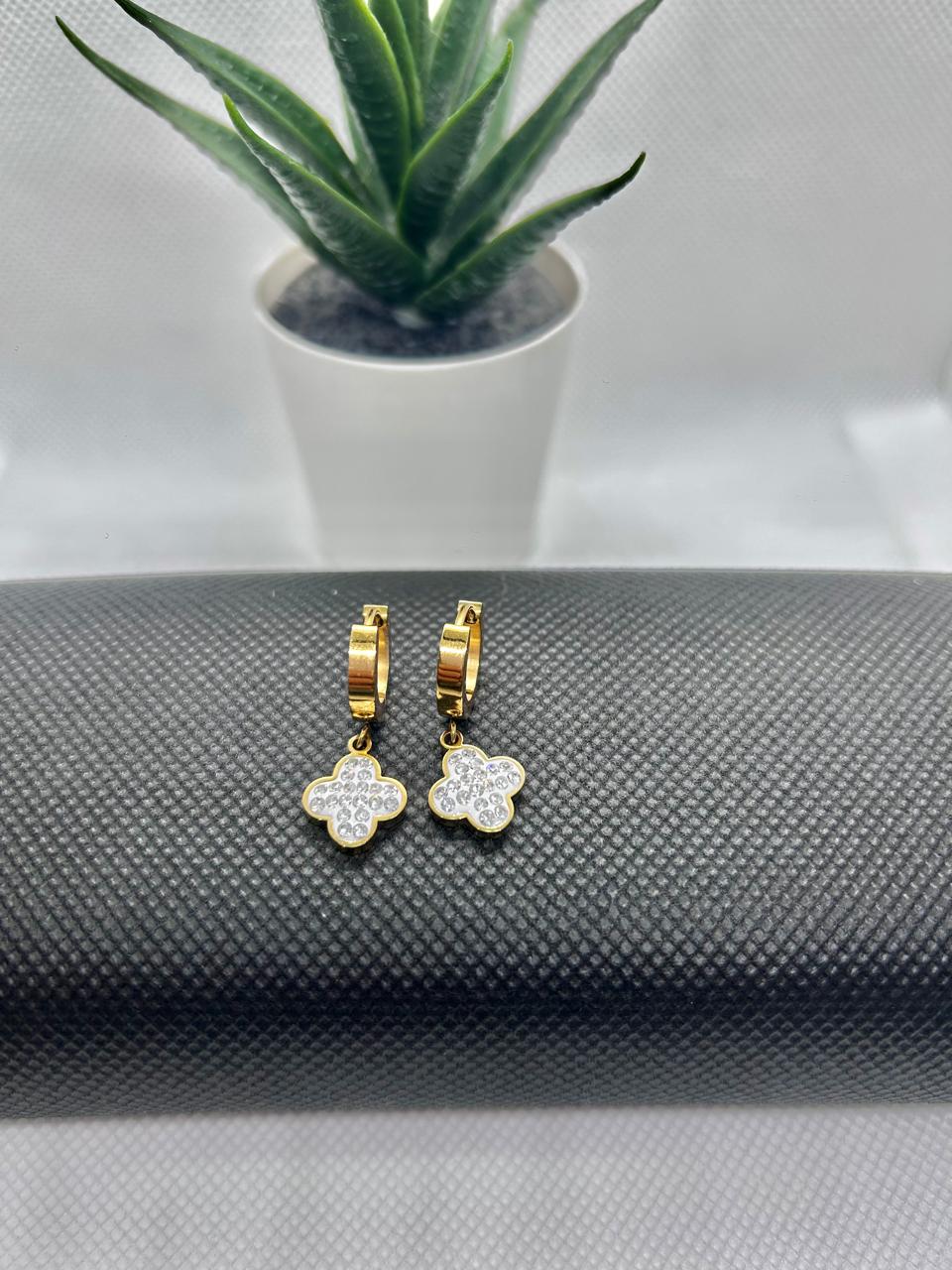 Aretes x 3 VC - Ref30 Mujer - NEBU