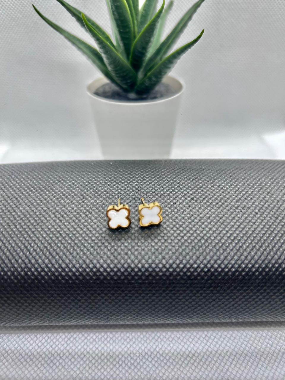 Aretes x 3 VC - Ref30 Mujer - NEBU