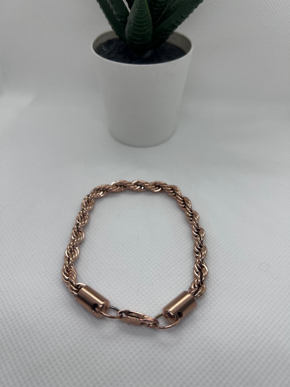 Combo Cadena + Pulsera LAZO ROSA en Oro Laminado 18k